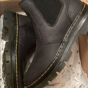 Dr. Martens Embury Chelsea Boots